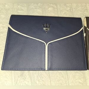 MASERATI LEVANTE OWNERS MANUAL QUICK REFENCE WARRANTY CARD SET AND CASE